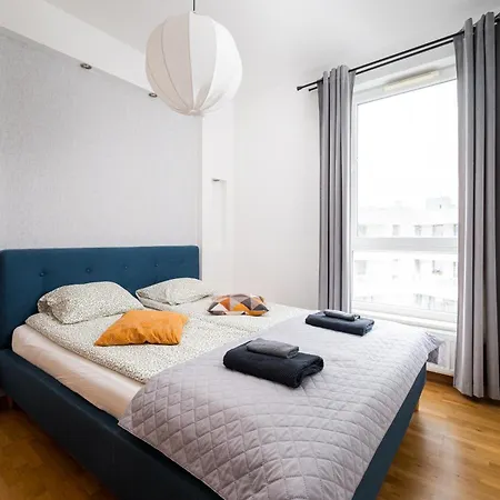 Kolska Superior By Bookinghost *