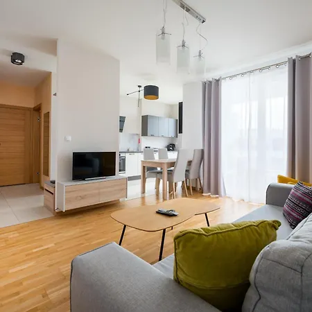 Kolska Superior By Bookinghost *