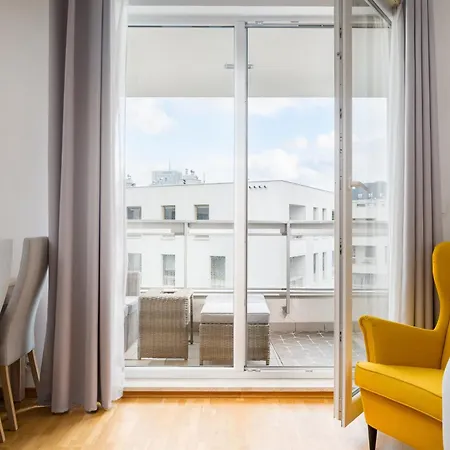 Kolska Superior By Bookinghost *