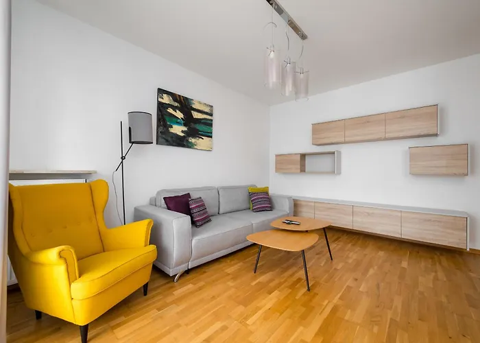 Kolska Superior By Bookinghost *