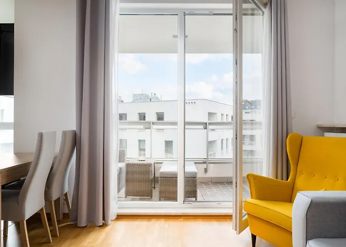 Kolska Superior By Bookinghost *