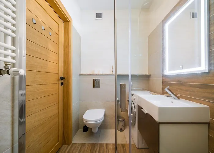 Kolska Superior By Bookinghost Warschau